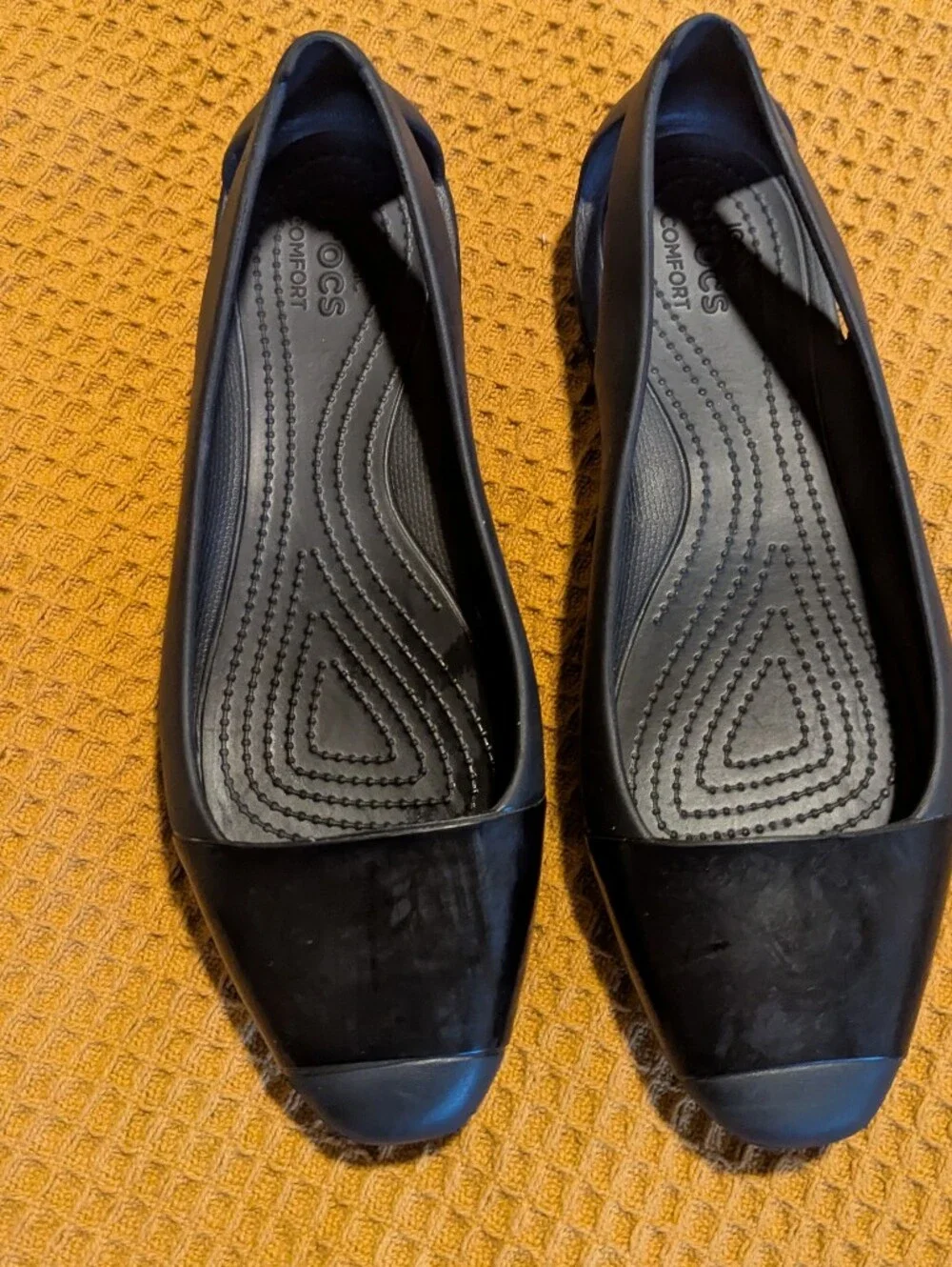 Crocs Women's Black Comfort Slip-On Flats, 10